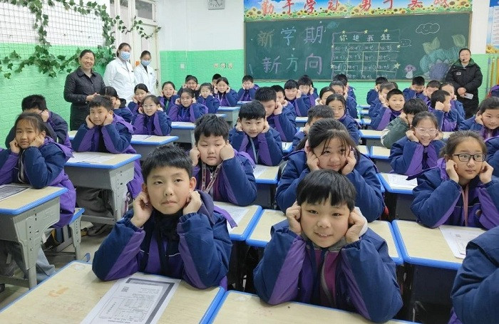 爱耳2.jpg