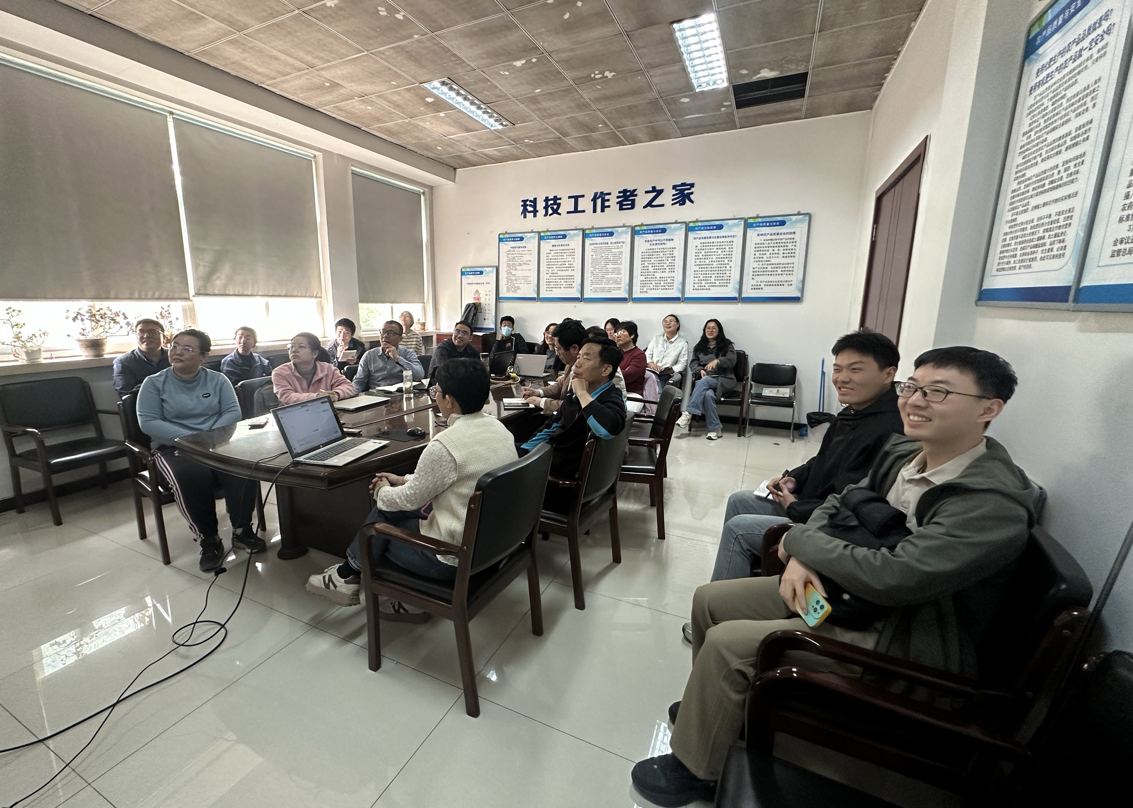 2M内报道_20250413201424.jpg